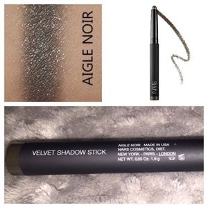 Nars Velvet Shadow Stick "Aigle Noir" (Grey-Black